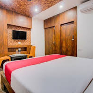 Hotel-Rudraksh-Inn-room 